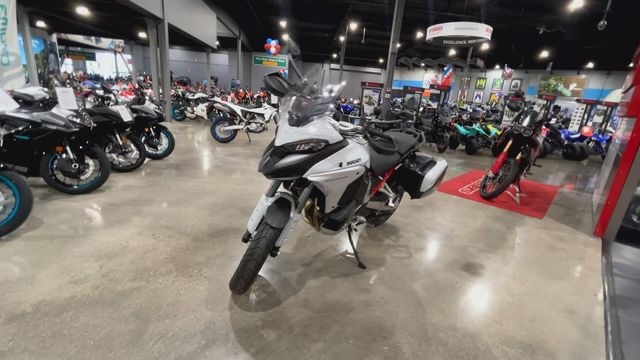 New 2024 Ducati MULTISTRADA V4 S TRAVEL & RADAR SPOKED WHEELS - DEMO Image 4