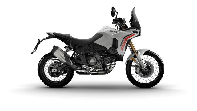 2027 Ducati DESERT X 896