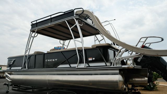 NEW 2024 CREST CARIBBEAN LX L Image 2