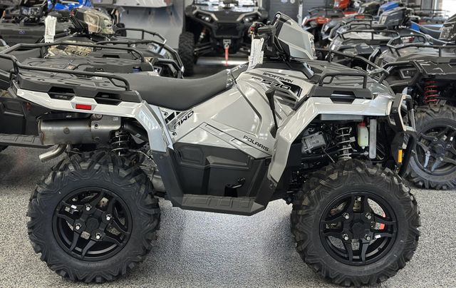New 2025 Polaris SPORTSMAN 570 ULTIMATE - TURBO SILVER Ultimate Image 1