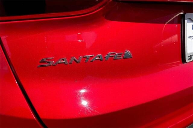 2023 Hyundai Santa Fe SELImage 7
