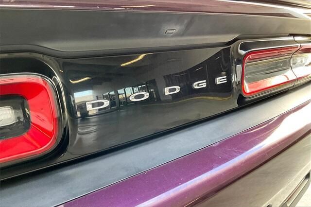 Used 2021 Dodge Challenger SXTImage 31