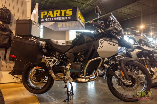 2026 BMW F 900 GS Adventure