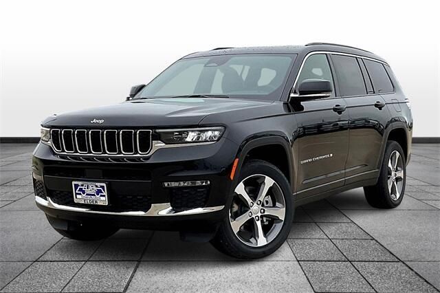 2024 Jeep Grand Cherokee L Limited 4x4Image 2