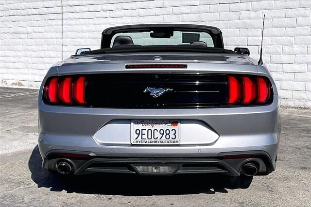 2023 Ford Mustang EcoBoost Premium photo 3
