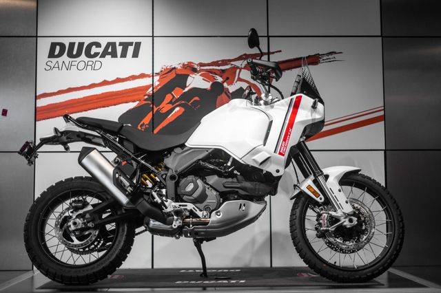 2025 Ducati DesertX