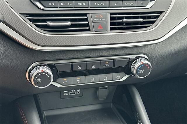 New 2025 Nissan Altima 2.5 SRImage 16
