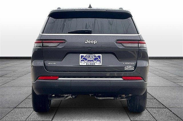 2024 Jeep Grand Cherokee L Limited 4x4Image 4