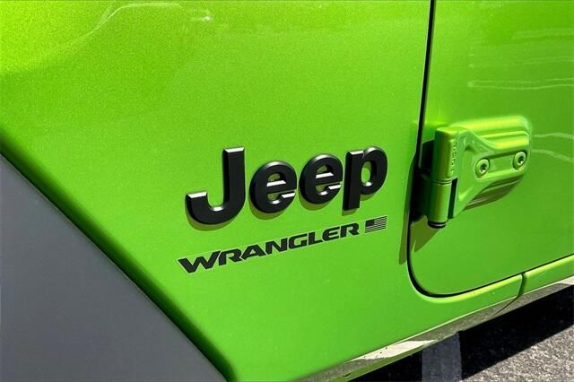 2025 Jeep Wrangler 4-door SportImage 13