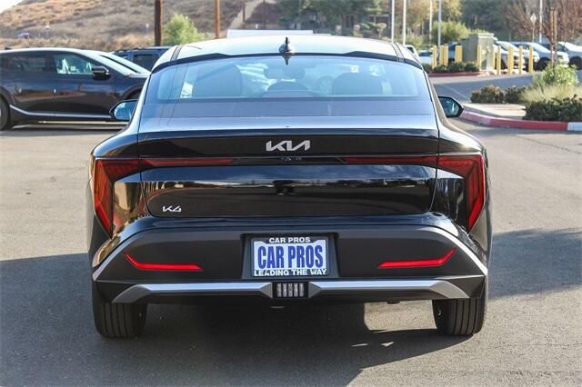 New 2025 Kia K4 LXSImage 16