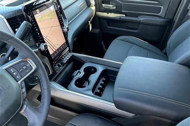 2025 RAM 2500 Big Horn Crew Cab 4x4 6