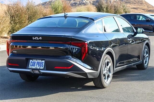 New 2025 Kia K4 LXSImage 17