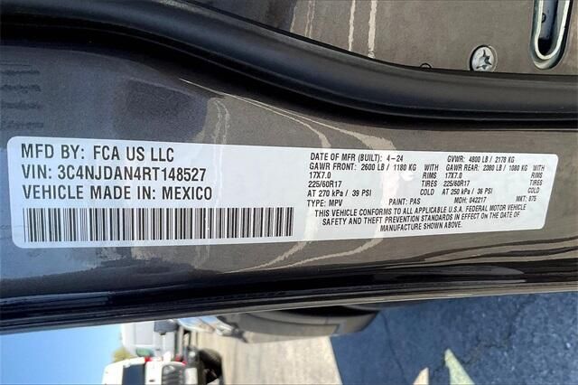 Used 2024 Jeep Compass SportImage 33