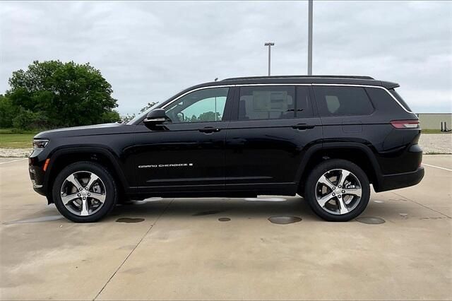 2024 Jeep Grand Cherokee L Limited 4x4Image 14