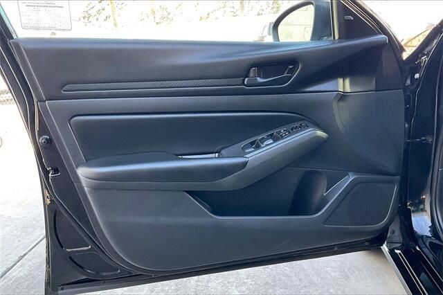 2024 Nissan Altima 2.5 SImage 22