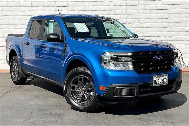2022 Ford Maverick XLImage 12