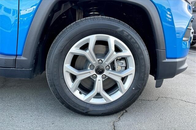 2025 Jeep Compass Sport 4x4Image 10