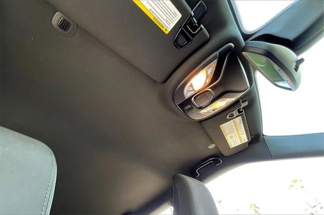 Used 2024 Jeep Compass SportImage 29