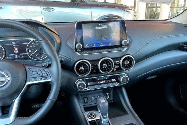 Used 2025 Nissan Sentra SVImage 5