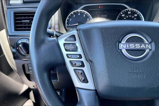 Used 2023 Nissan Titan SVImage 18