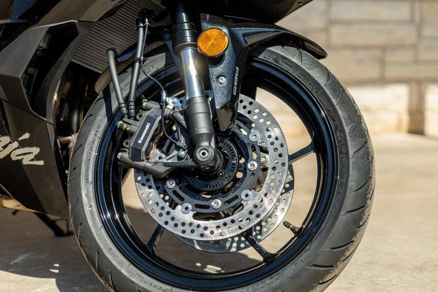 New 2025 Kawasaki NINJA ZX4R ABS METALLIC SPARK BLACK | Family