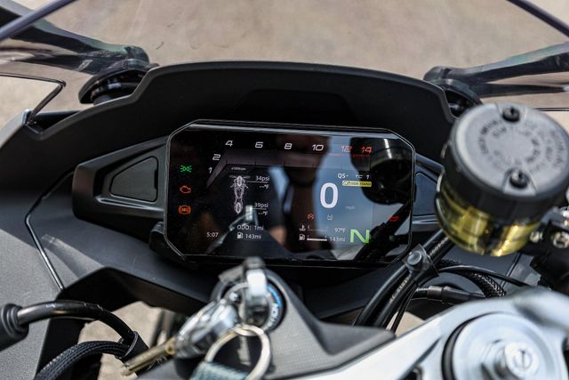 New 2025 CFMOTO 675 SS NEBULA BLACK | Family Powersports Odessa