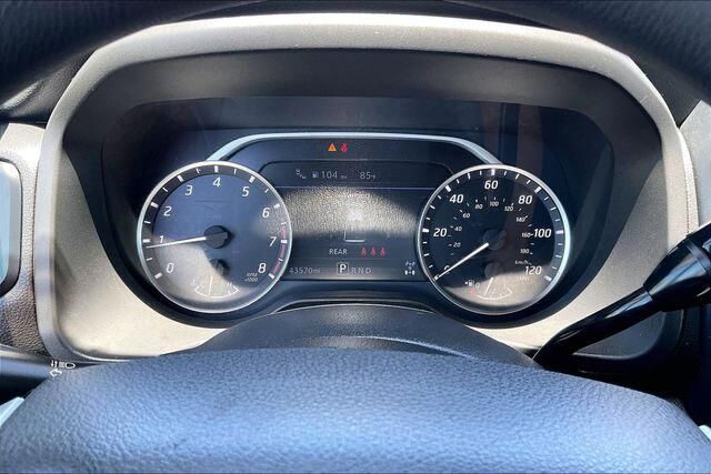 Used 2023 Nissan Titan SVImage 20