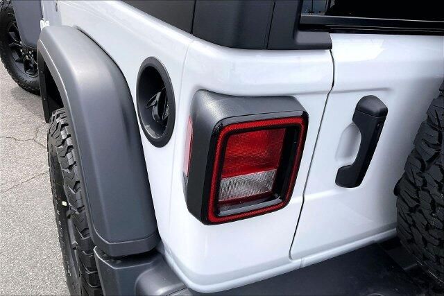 New 2027 Jeep Wrangler 2-door WillysImage 12