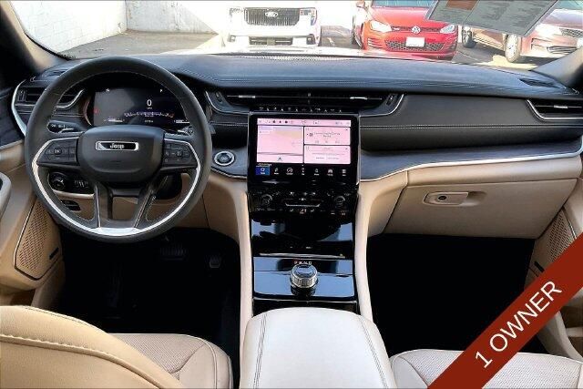 Used 2023 Jeep Grand Cherokee LimitedImage 15