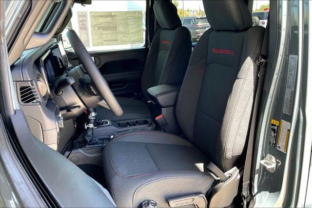 New 2026 Jeep Wrangler 4-door RubiconImage 8