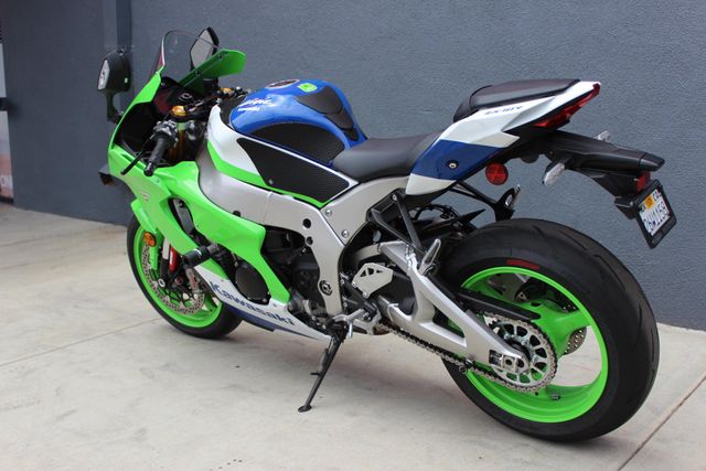 Used 2024 Kawasaki NINJA ZX 10R ABS - Del Amo Motorsports