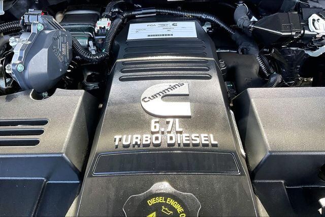 Used 2024 RAM 3500 LaramieImage 32