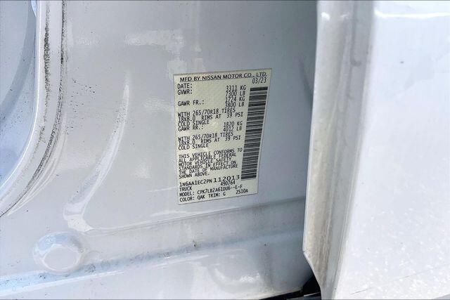 Used 2023 Nissan Titan SVImage 33