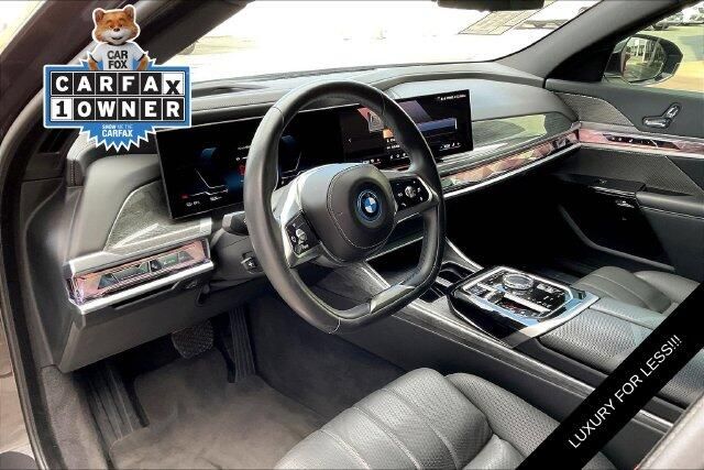 Used 2023 BMW i7 xDrive60Image 14