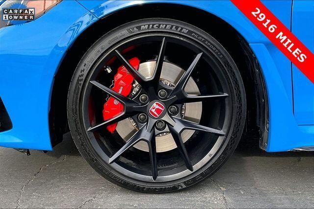Used 2025 Honda Civic Type R Image 8
