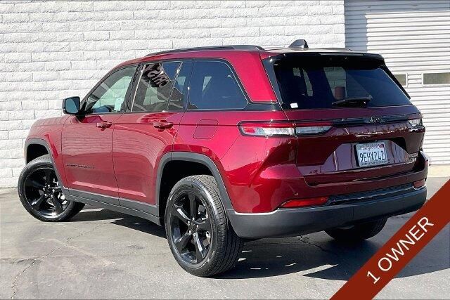 Used 2023 Jeep Grand Cherokee LimitedImage 10