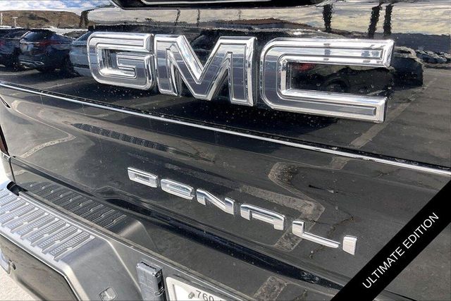 Used 2024 GMC Sierra 3500HD Denali UltimateImage 31