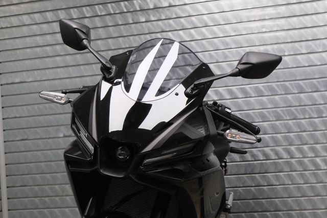 New 2026 Yamaha YZF R3 ABS Inventory | Family Powersports Alamo