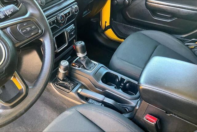 Used 2021 Jeep Wrangler Unlimited WillysImage 17