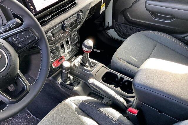 New 2027 Jeep Wrangler 2-door WillysImage 7