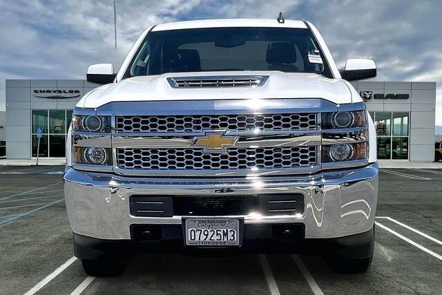 Used 2019 Chevrolet Silverado 2500HD LTImage 2