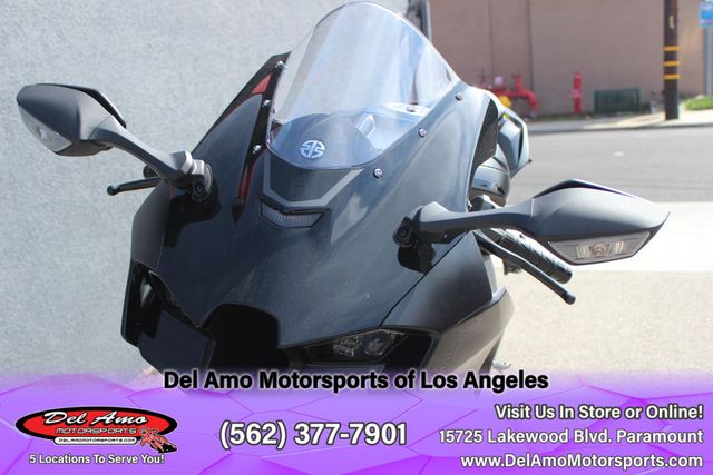 2025 Kawasaki NINJA ZX-10R Image 3