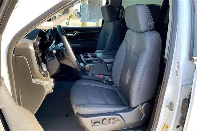 Used 2024 GMC Sierra 1500 ElevationImage 24