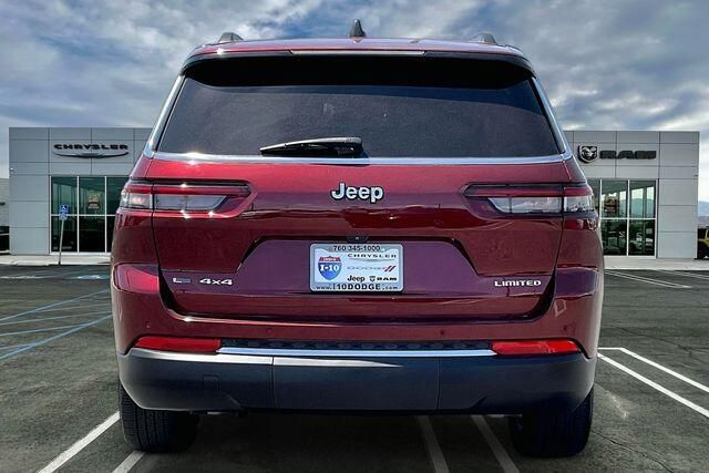 Used 2021 Jeep Grand Cherokee L LimitedImage 3
