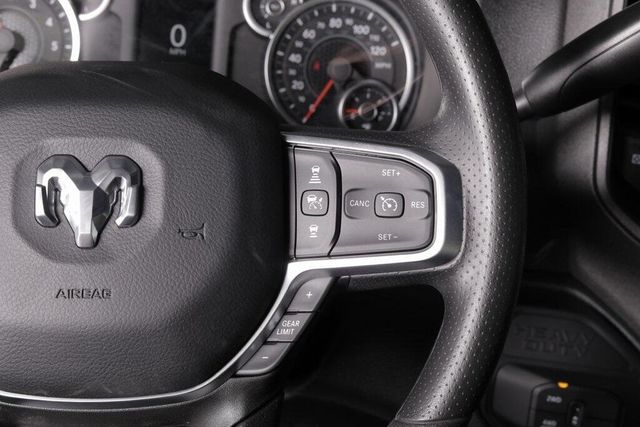 2025 RAM 2500 Tradesman Crew Cab 4x4 8