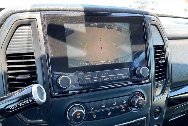 Used 2023 Nissan Titan SVImage 21
