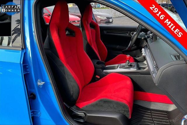 Used 2025 Honda Civic Type R Image 6