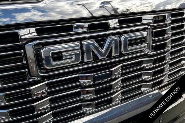 Used 2024 GMC Sierra 3500HD Denali UltimateImage 30