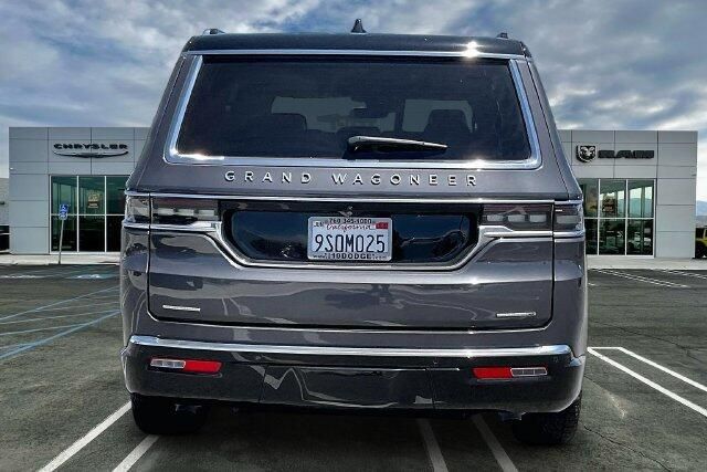 2022 Jeep Grand Wagoneer Series IImage 3