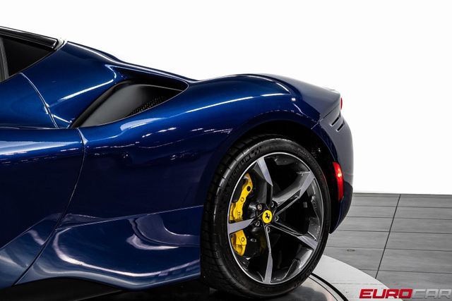 Used 2023 Ferrari SF90 Stradale *CARBON FIBER STEERING WHEEL W/ LEDS*Image 18